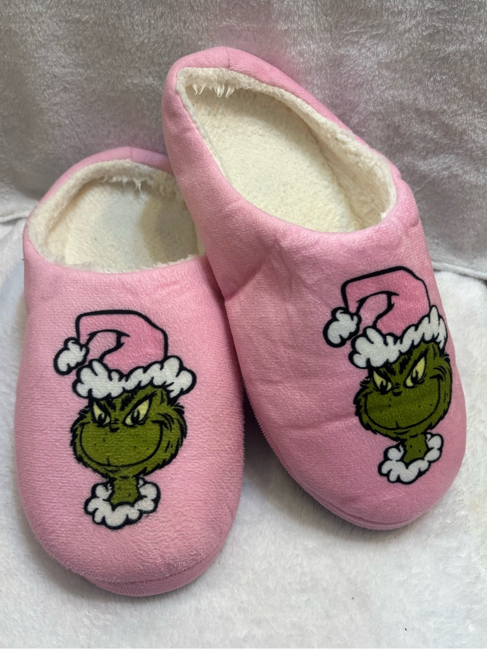 Pink Grinch Holiday Slip-On Slippers Size XL10